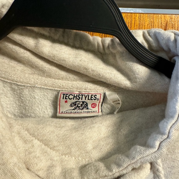BWCA Gunflint Lodge Tech Styles pullover - Picture 3 of 8